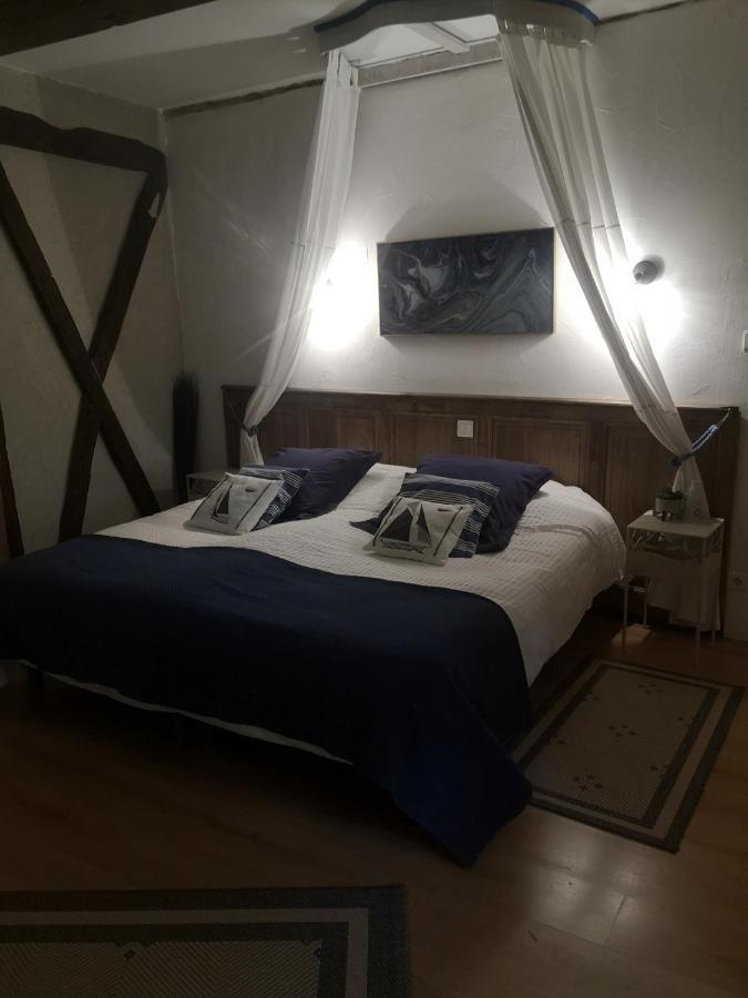 Bed and Breakfast Castel Mazars Castelnau-de-Montmiral Екстер'єр фото